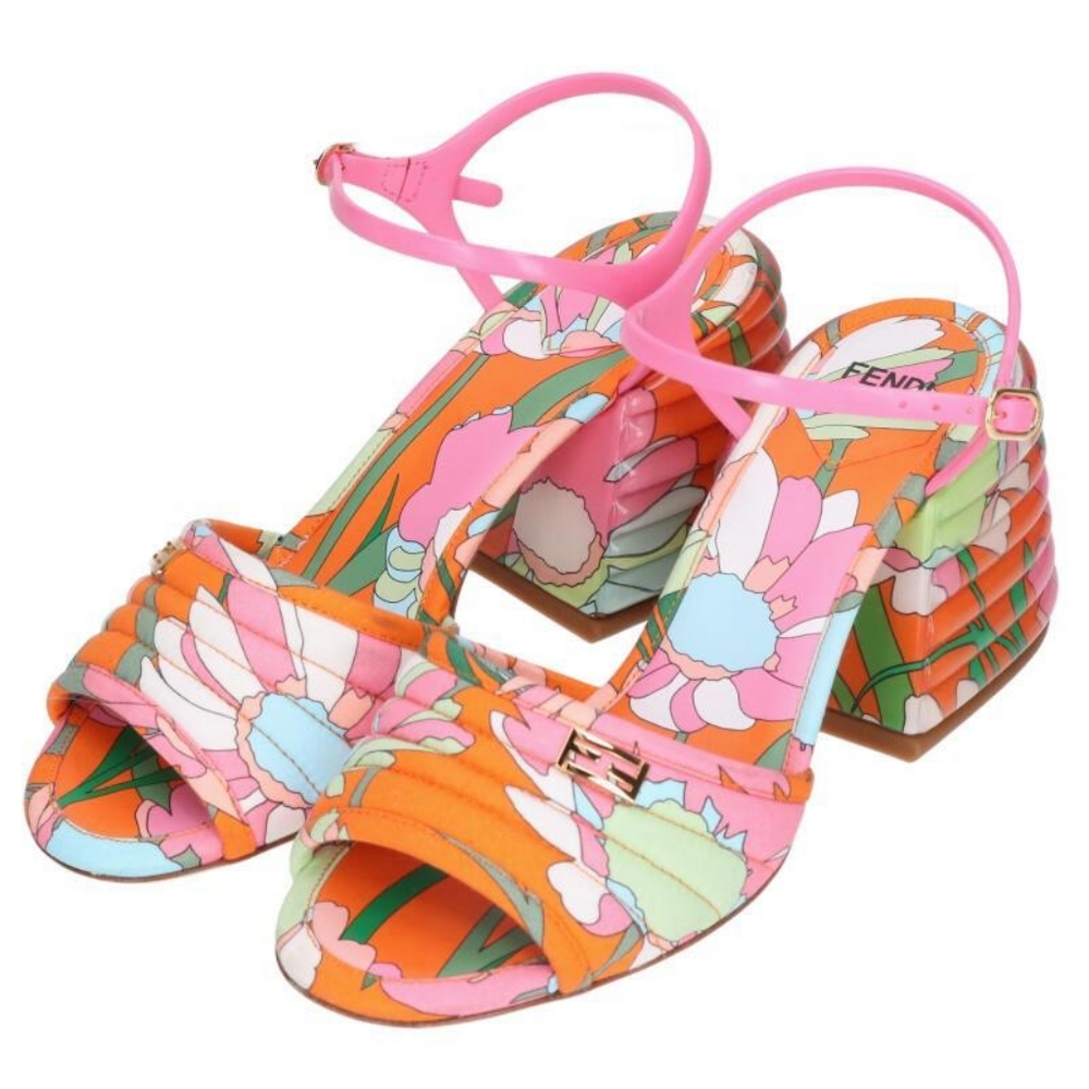 EUC FENDI Promenade FF Floral Sandals!